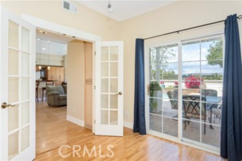 32656 Hislop Way Photo